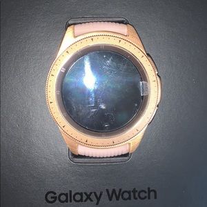 Samsung Galaxy watch 42 my in rose gold